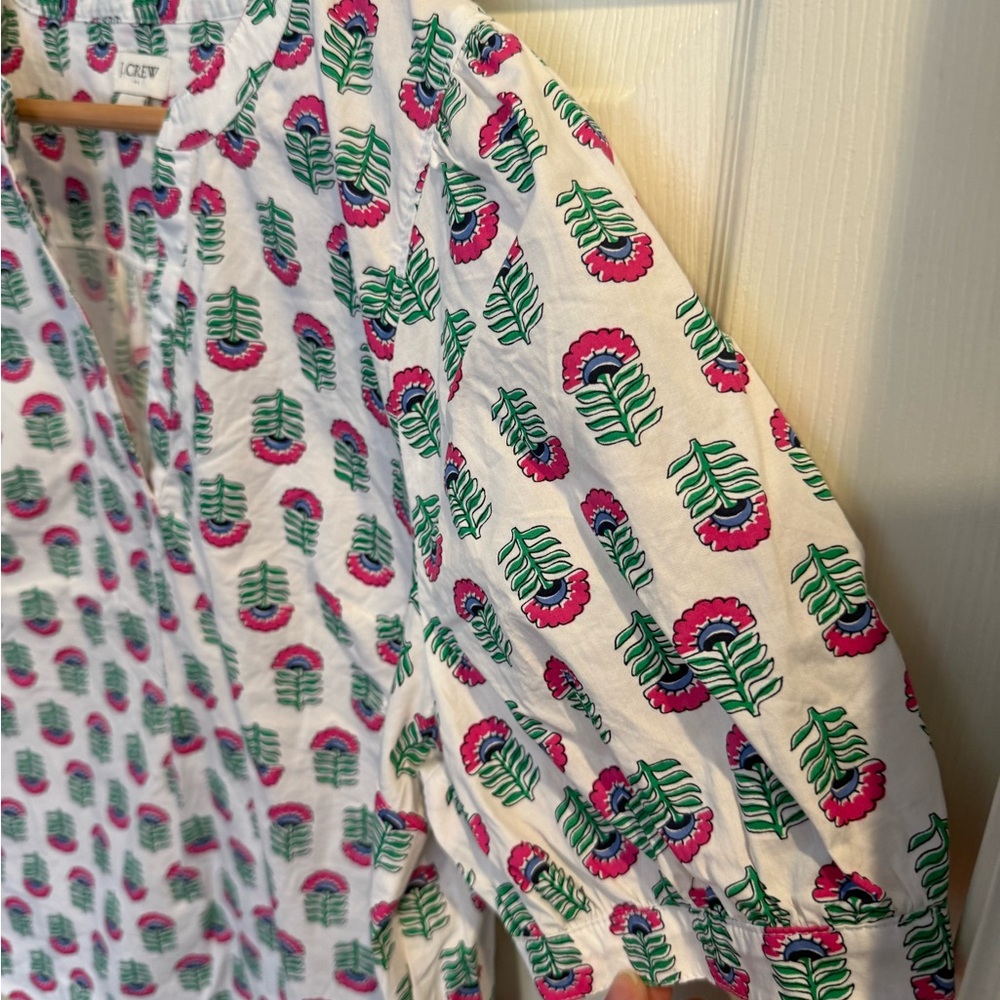 J. Crew White Top with Pink Floral & Green Leaf Pattern - Picture 4 of 8